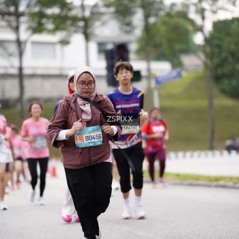 Runner Photo 3718989