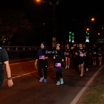 Runner Photo 3719003