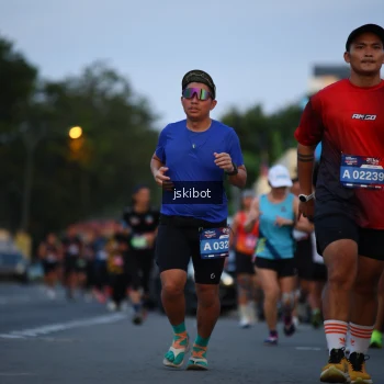 Runner Photo 3719033