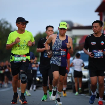 Runner Photo 3719090