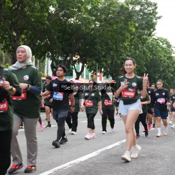 Runner Photo 3719152