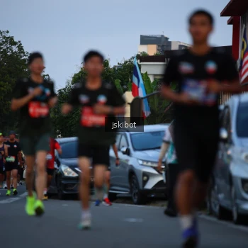 Runner Photo 3719155