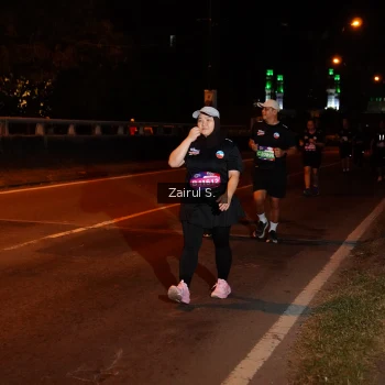 Runner Photo 3719173