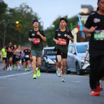 Runner Photo 3719178