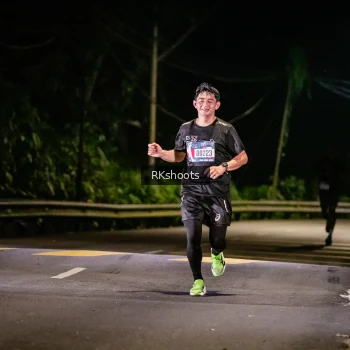 Runner Photo 3719181