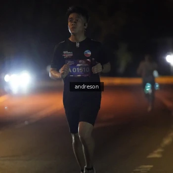 Runner Photo 3719209
