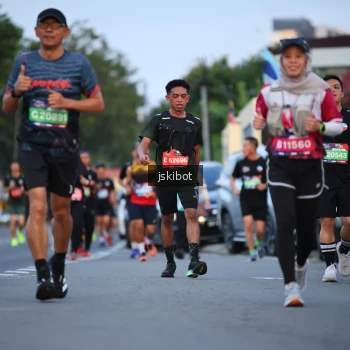 Runner Photo 3719279