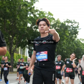Runner Photo 3719373