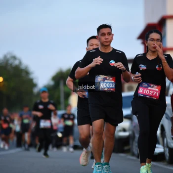 Runner Photo 3719408