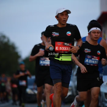 Runner Photo 3719438