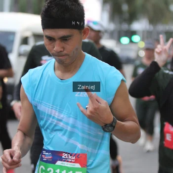 Runner Photo 3719442