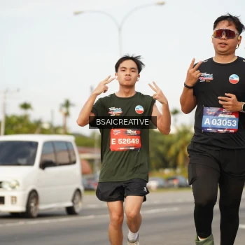 Runner Photo 3719496