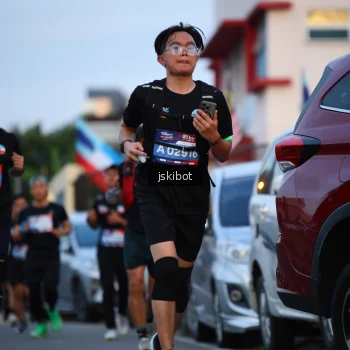Runner Photo 3719578