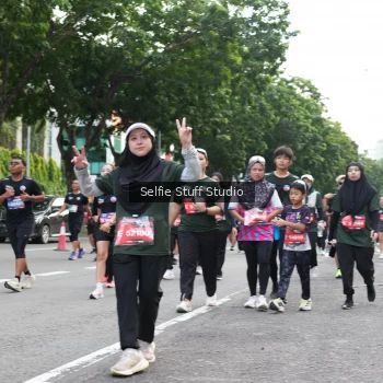 Runner Photo 3719651
