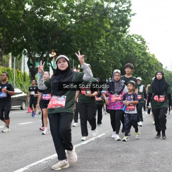 Runner Photo 3719676