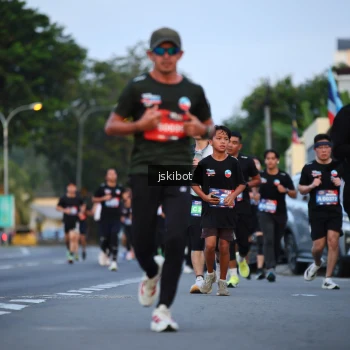 Runner Photo 3719708