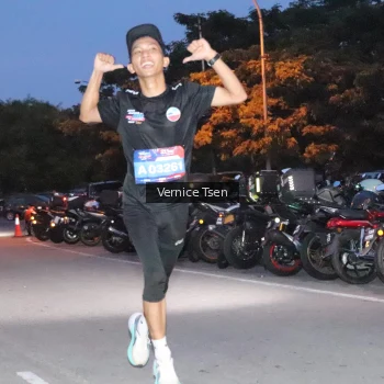 Runner Photo 3719720