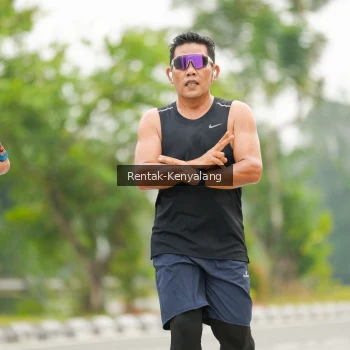 Runner Photo 3719753