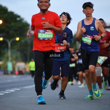 Runner Photo 3719789
