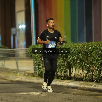 Runner Photo 3719799