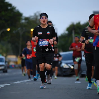 Runner Photo 3719832