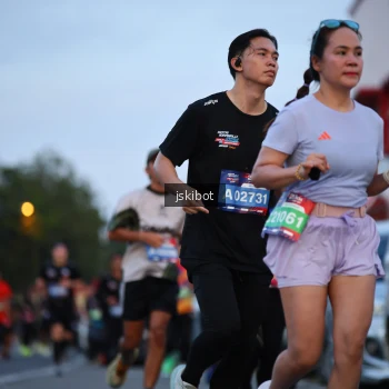 Runner Photo 3719882