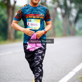 Runner Photo 3719921