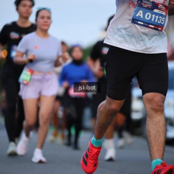 Runner Photo 3719923