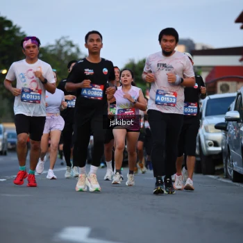 Runner Photo 3719944
