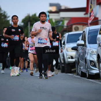 Runner Photo 3719973