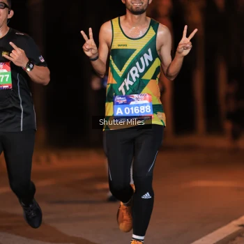 Runner Photo 3720001