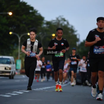 Runner Photo 3720071