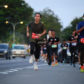 Runner Photo 3720121