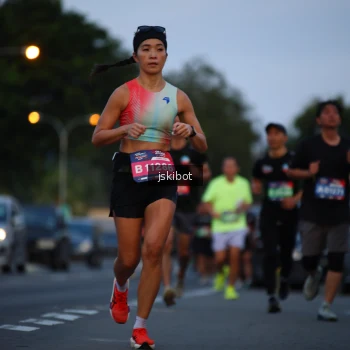Runner Photo 3720203