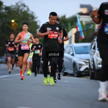 Runner Photo 3720251