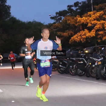 Runner Photo 3720254