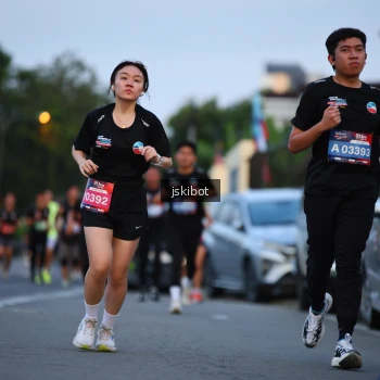 Runner Photo 3720311