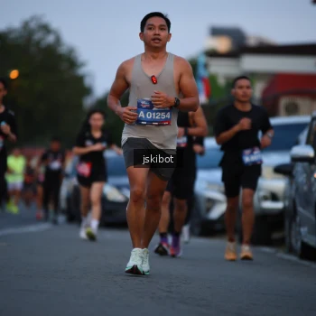 Runner Photo 3720369
