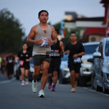 Runner Photo 3720387
