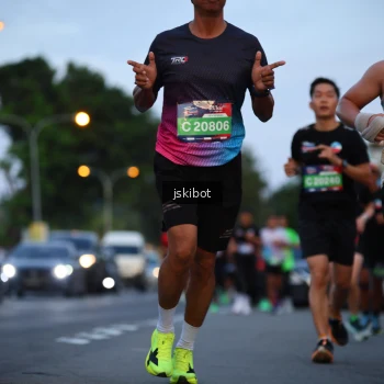 Runner Photo 3720501