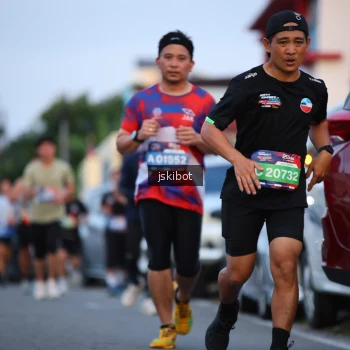 Runner Photo 3720616