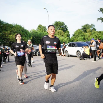 Runner Photo 3720635
