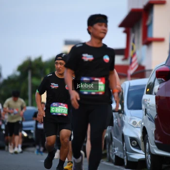 Runner Photo 3720639