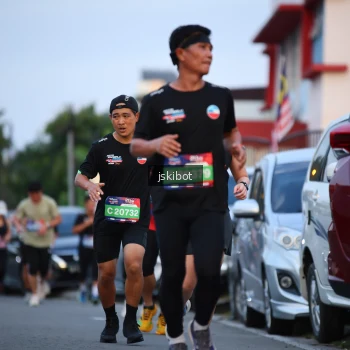 Runner Photo 3720652