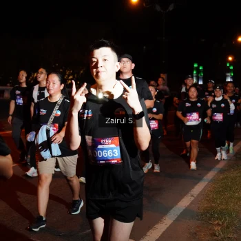 Runner Photo 3720675