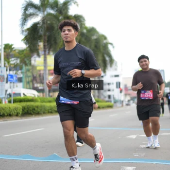 Runner Photo 3720753