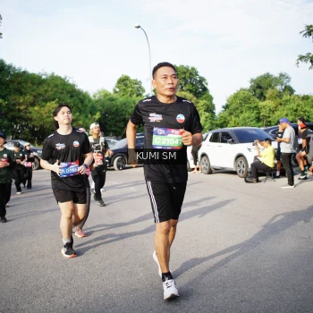 Runner Photo 3720768
