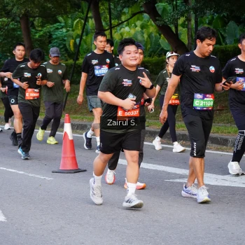 Runner Photo 3720880