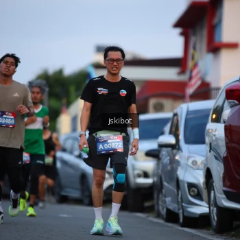 Runner Photo 3720901