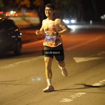 Runner Photo 3720979
